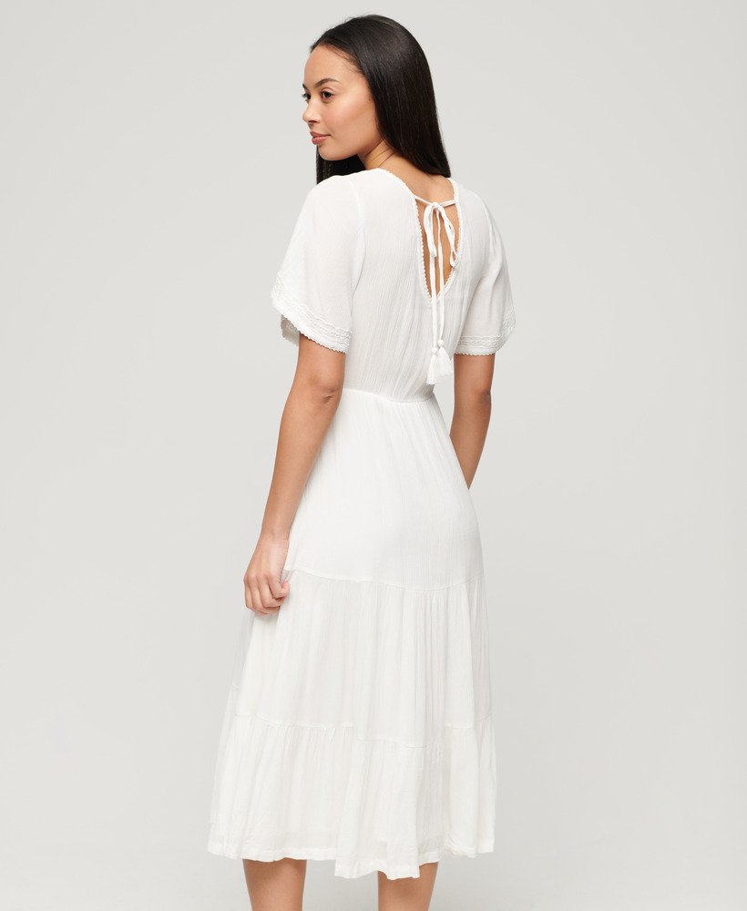 haftowana sukienka midi z warstwami w kolorze off white