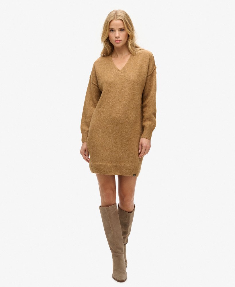 dzianinowa sukienka-sweter z dekoltem w serek w kolorze corps beige marl