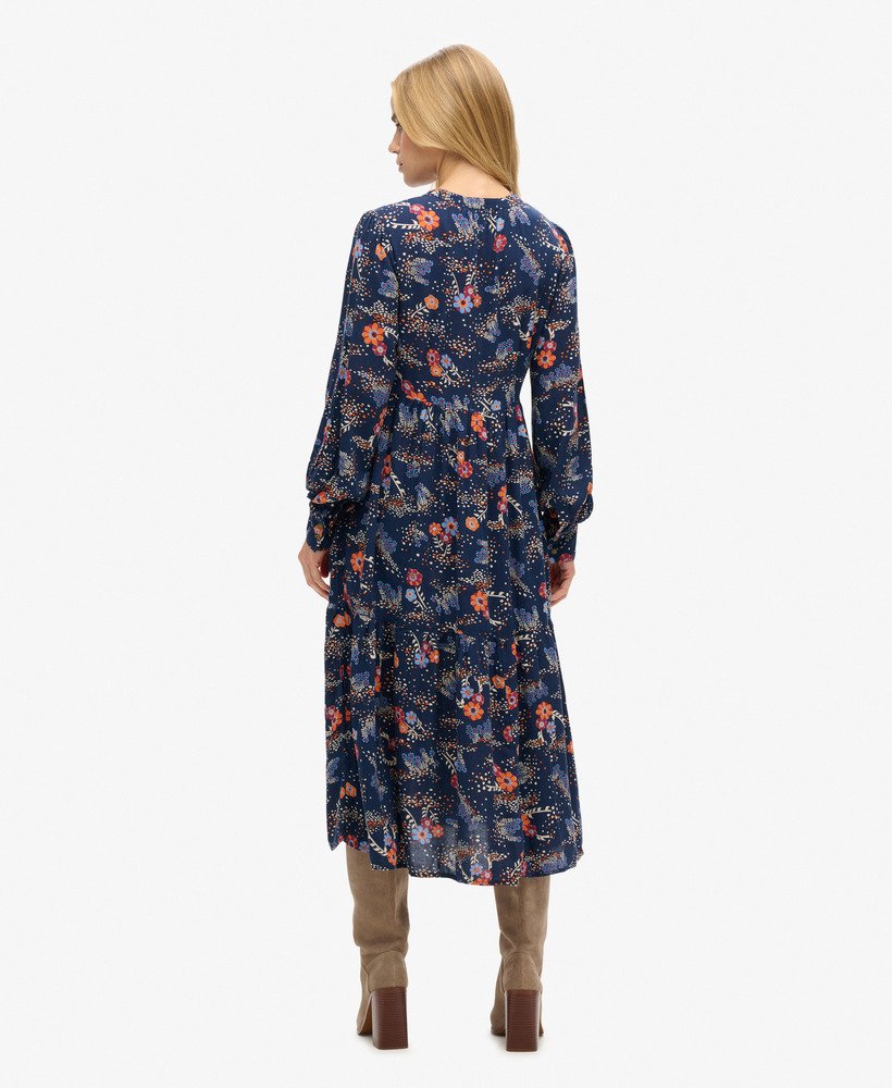 sukienka midi z długim rękawem i warstwami w kolorze niebieskim alma floral mix