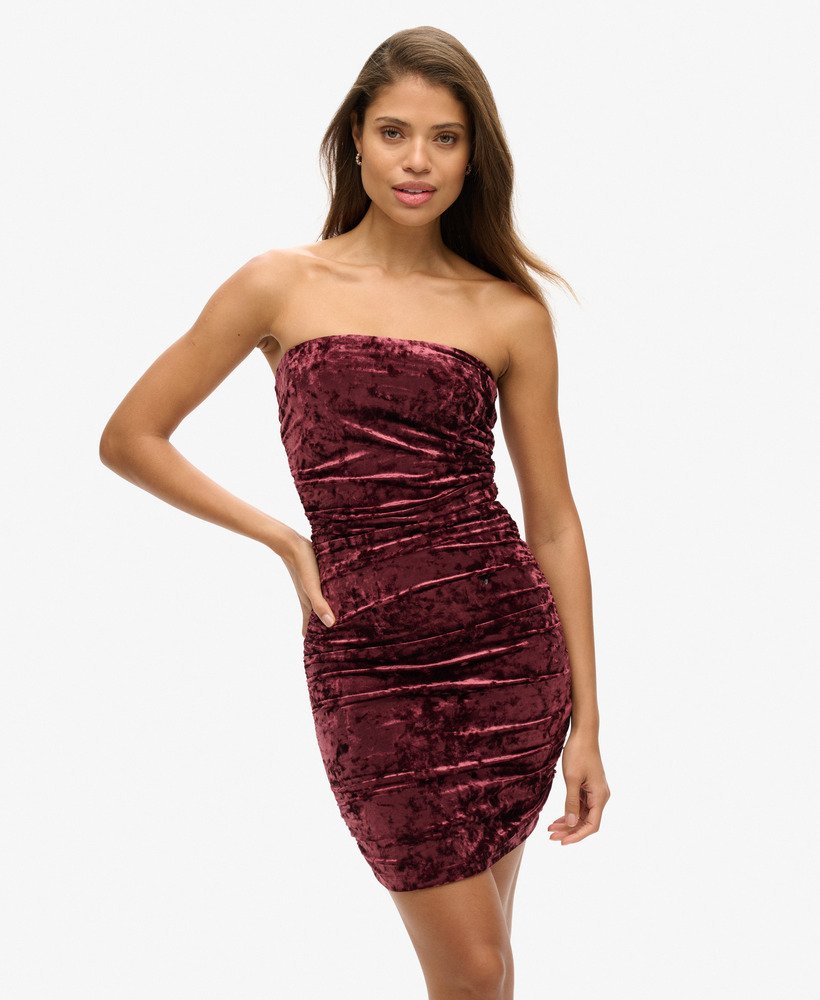 aksamitna sukienka mini typu bandeau w kolorze bordowym crush