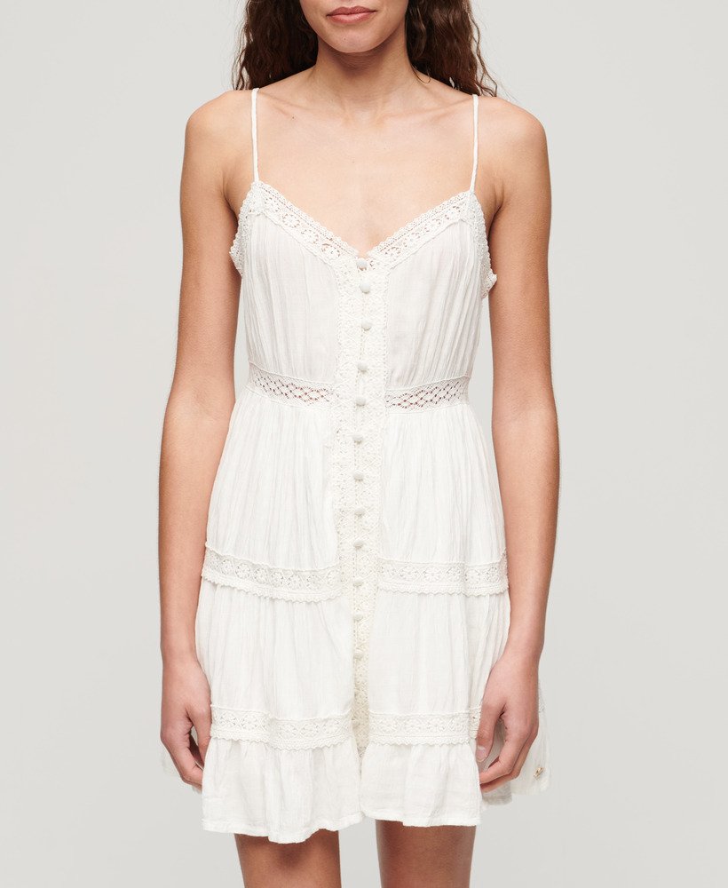 sukienka alana z koronkowym wykończeniem na ramiączkach w kolorze off white