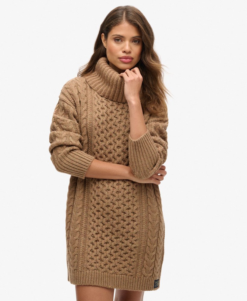 sukienka golfowa z warkoczowym splotem w kolorze island caramel twist