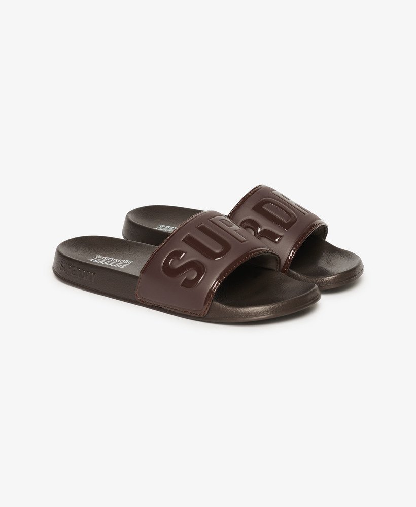 suwaki basenowe core pool sliders w kolorze ciemnego dębu