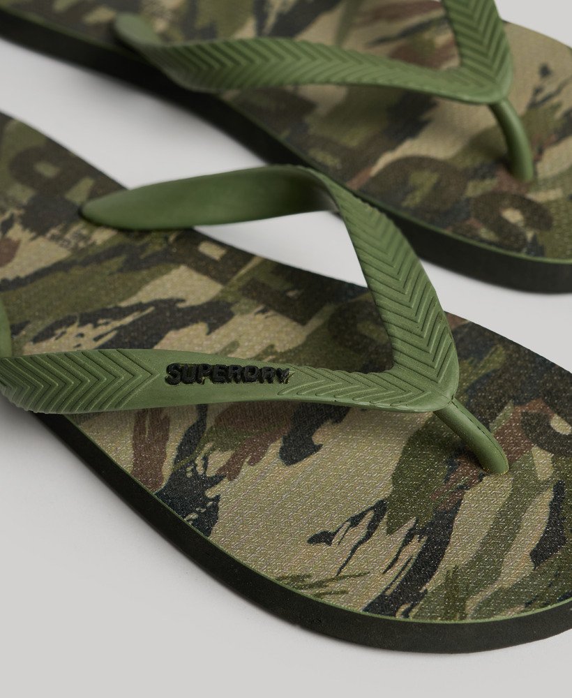 wegańskie klapki z logo w kamuflażu woodland aop