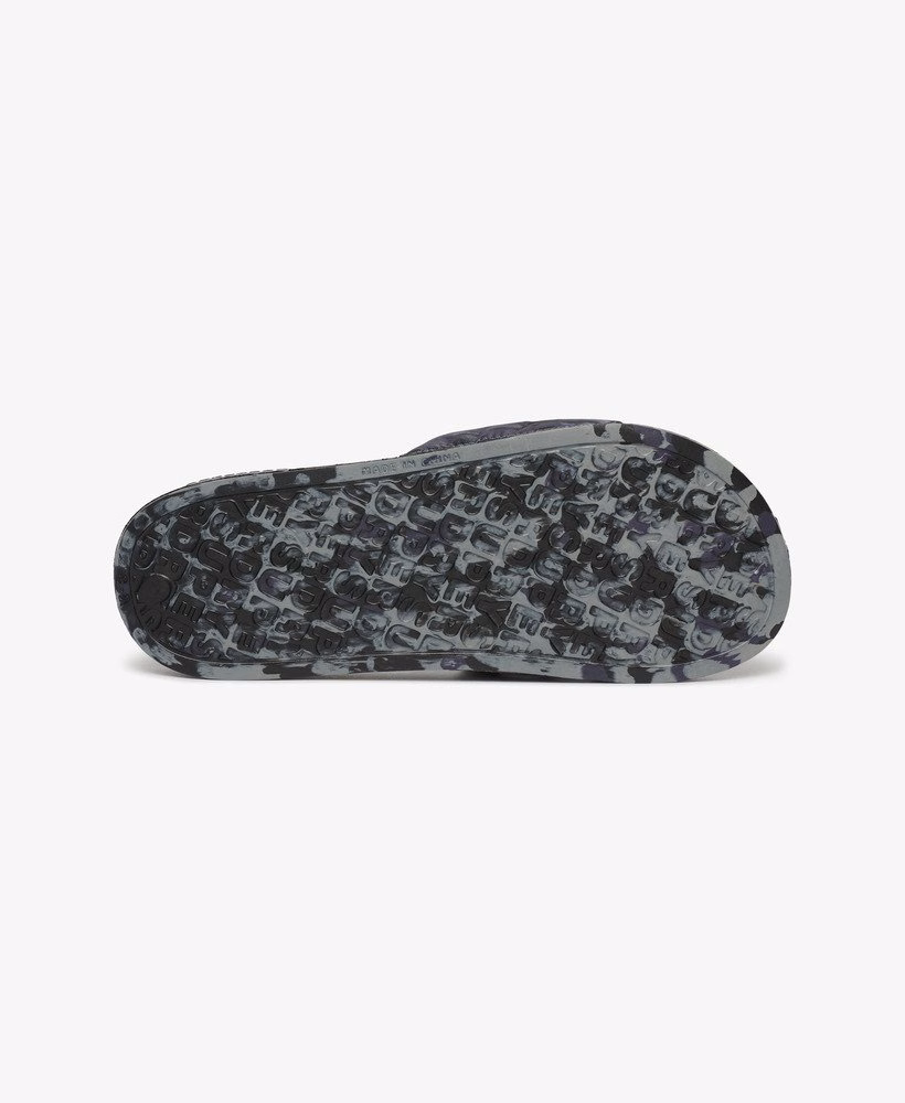 Suwaki basenowe Core Camo