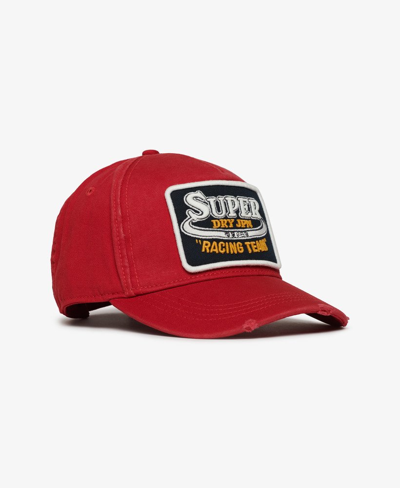 czapka typu trucker z grafiką w kolorze czerwonym