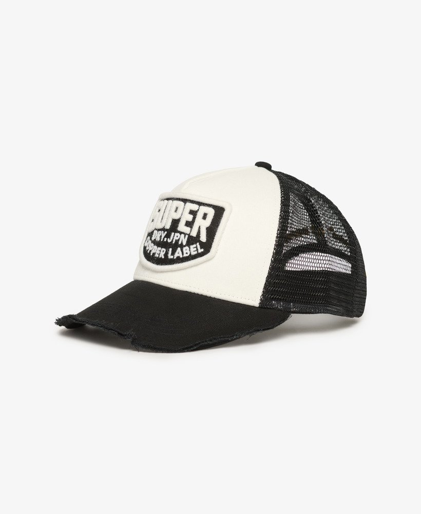 czapka typu trucker z siateczki w kolorze czarnym
