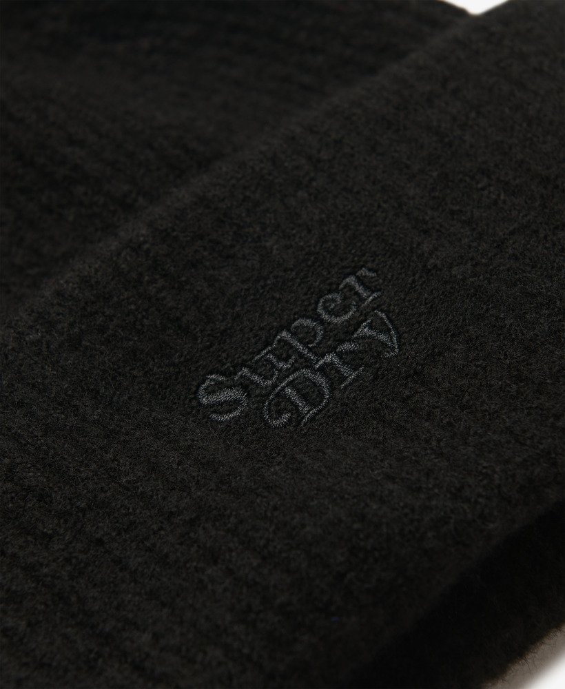 miękka czapka beanie z dzianiny ściągaczowej w kolorze czarnym