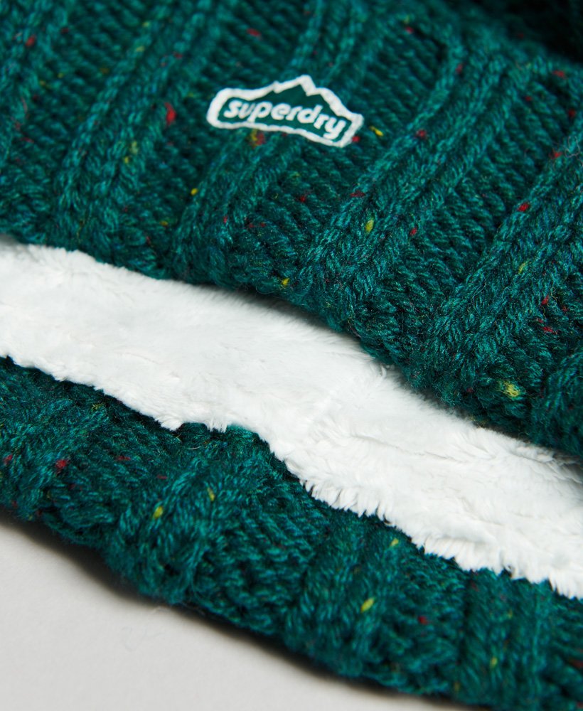 czapka z dzianiny kablowej bobble beanie w kolorze leśnozielonym tweedu