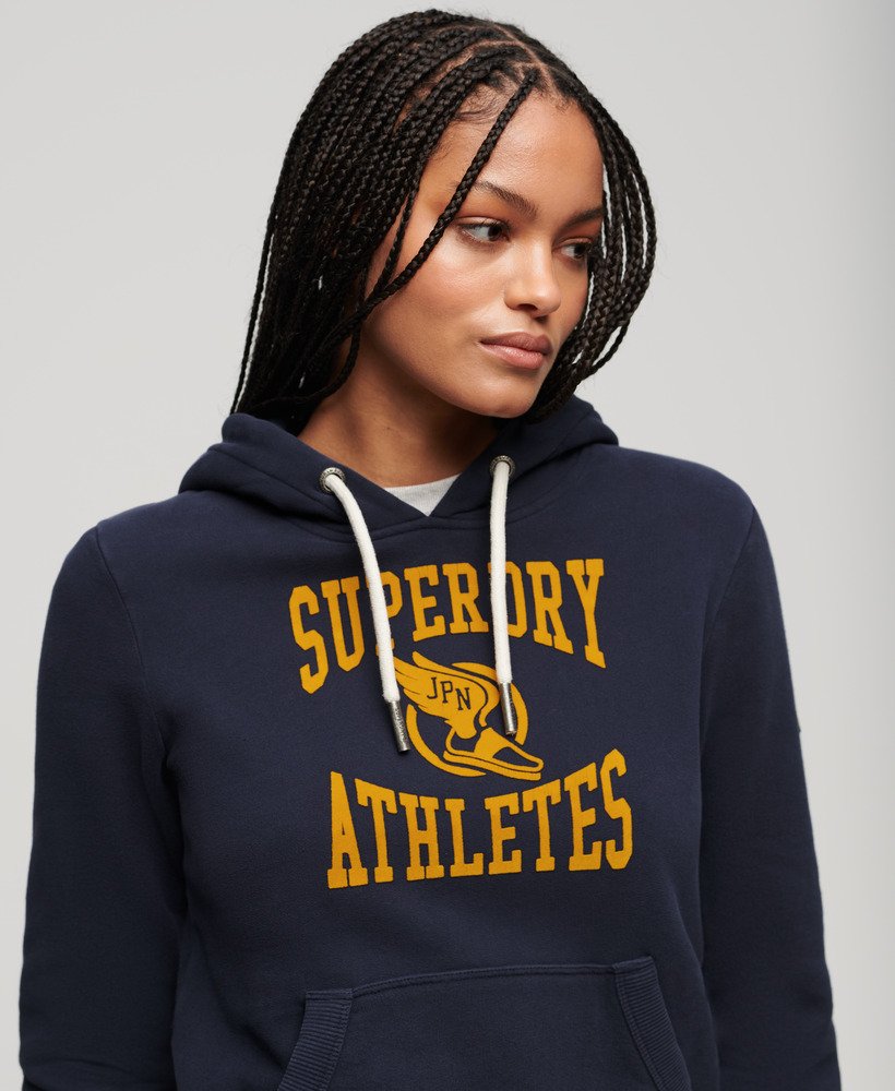 bluza z kapturem varsity flocked graphic w kolorze darkest navy