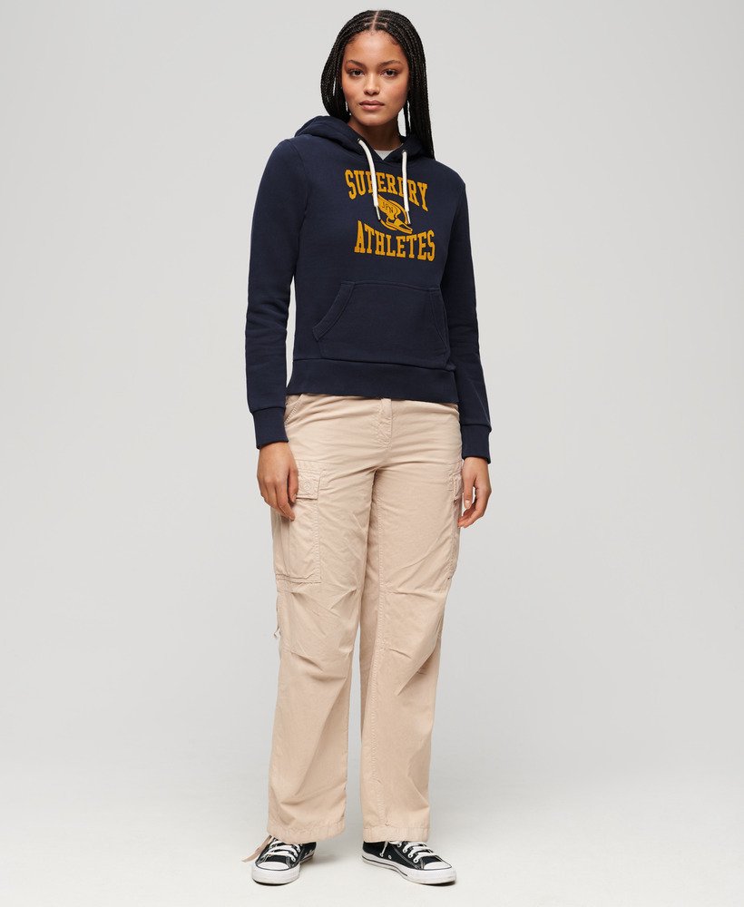 bluza z kapturem varsity flocked graphic w kolorze darkest navy