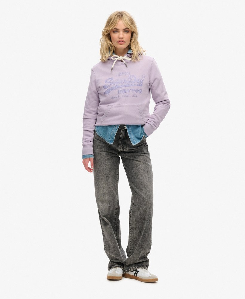 metaliczna bluza z kapturem w stylu vintage z graficznym logo w kolorze fioletowym wisteria