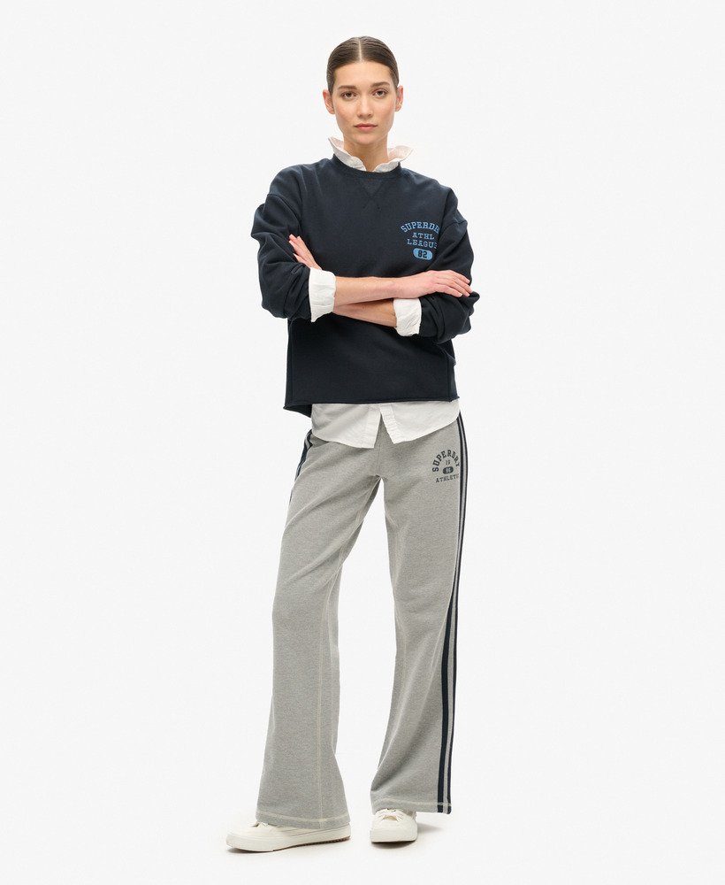 bluza athletic essentials loose crop crew w kolorze eclipse navy