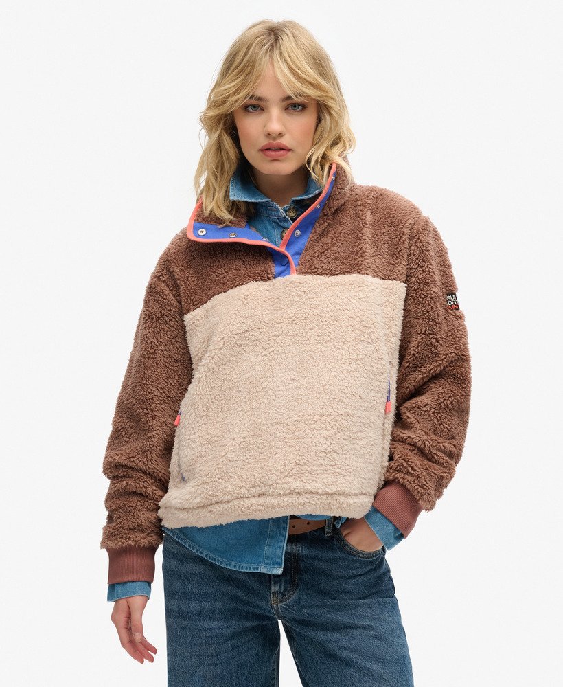 super soft mash up henley jumper w kolorze nutmeg spice brown