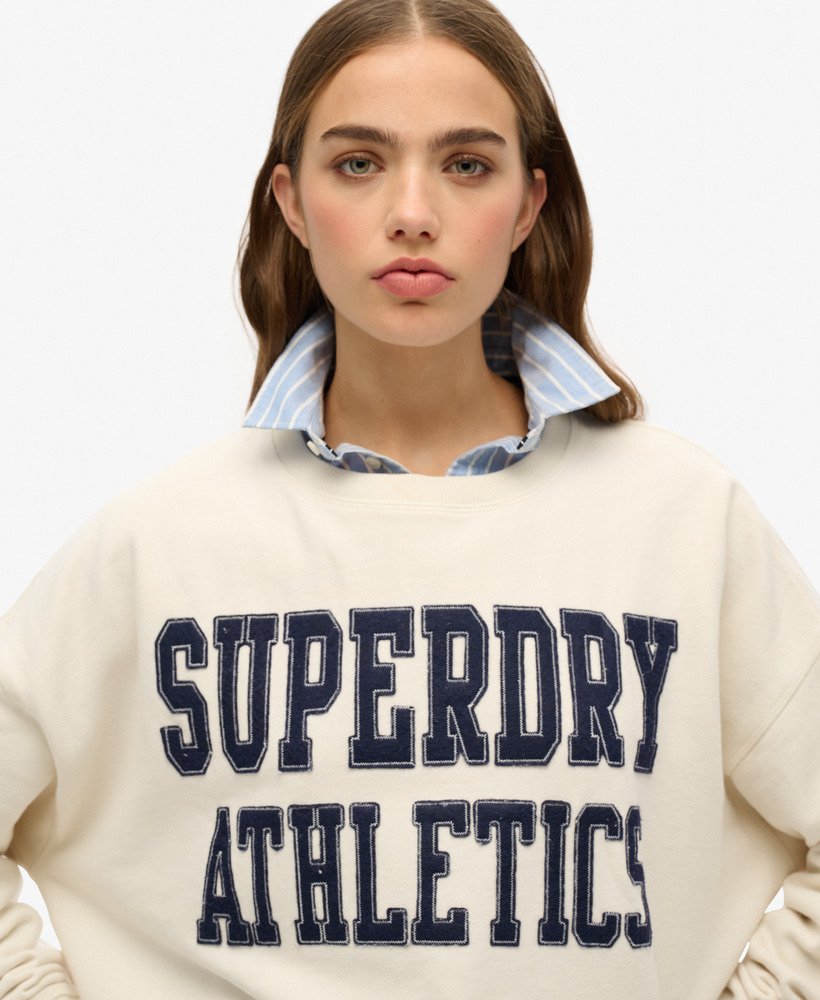 bluza athletic essentials relaxed applique w kolorze desert bone off white