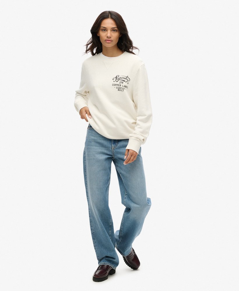 luźna bluza z nadrukiem copper label graphic crew w kolorze kremowym