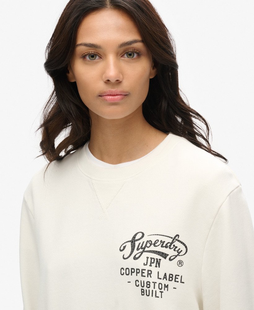 luźna bluza z nadrukiem copper label graphic crew w kolorze kremowym