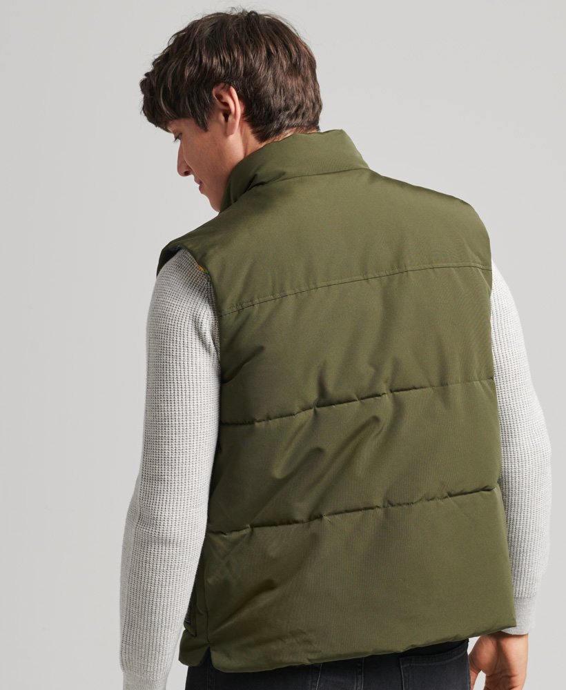 kamizelka vintage mountain w kolorze oliwkowym surplus goods