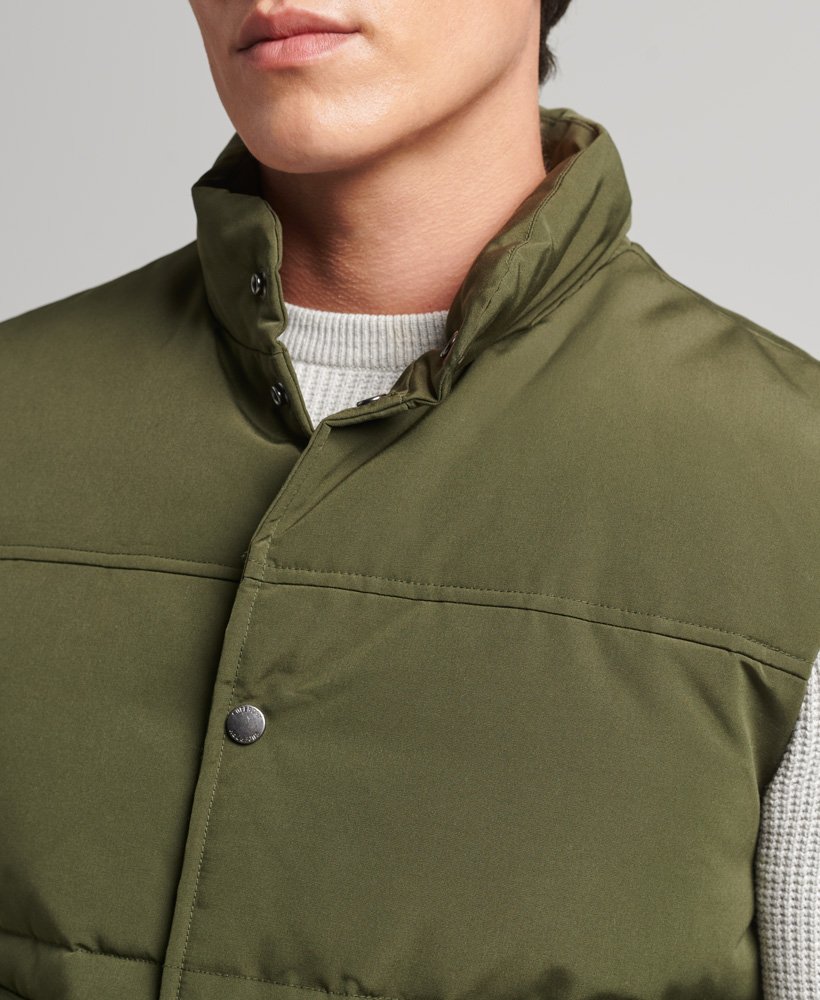kamizelka vintage mountain w kolorze oliwkowym surplus goods