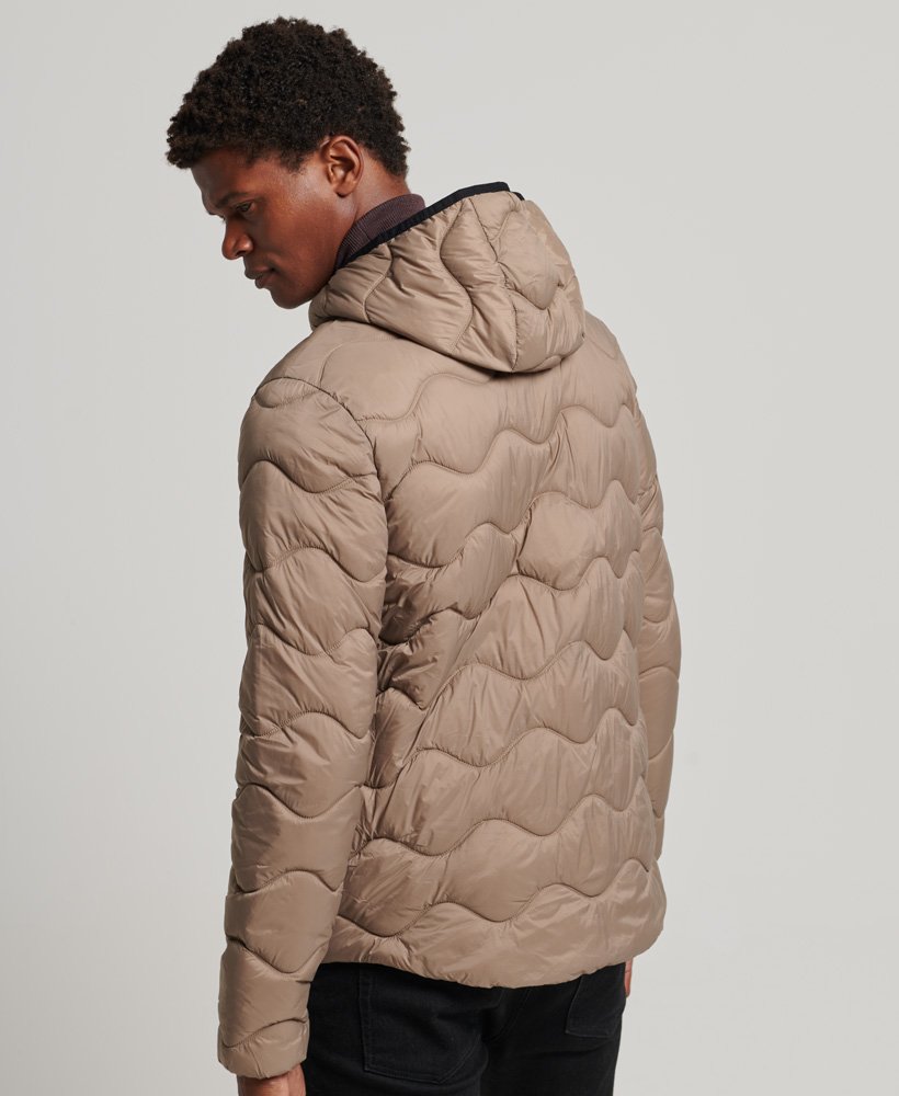 lekka ocieplana kurtka z kapturem w kolorze fossil brown