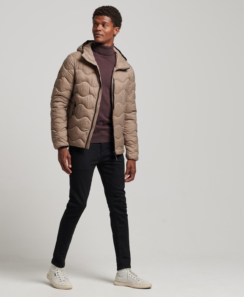 lekka ocieplana kurtka z kapturem w kolorze fossil brown