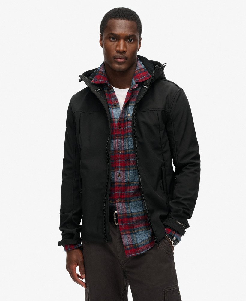 kurtka trekker z kapturem soft shell w kolorze czarnym
