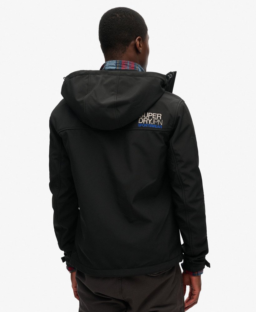 kurtka trekker z kapturem soft shell w kolorze czarnym