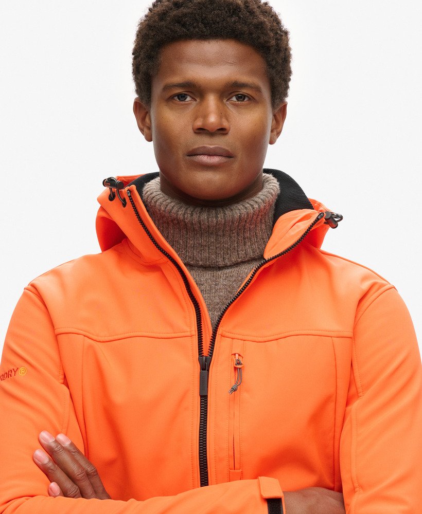kurtka trekker z kapturem soft shell w kolorze ognisto-pomarańczowym