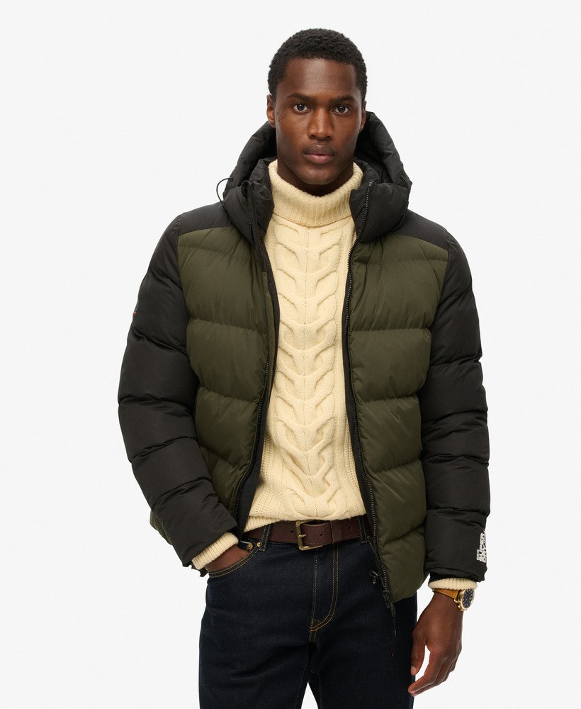 kurtka puchowa hood color block sport w kolorze czarnym