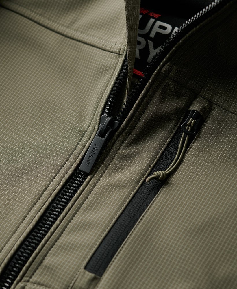 kurtka trekker z kapturem ripstop softshell w kolorze przygaszonej oliwki