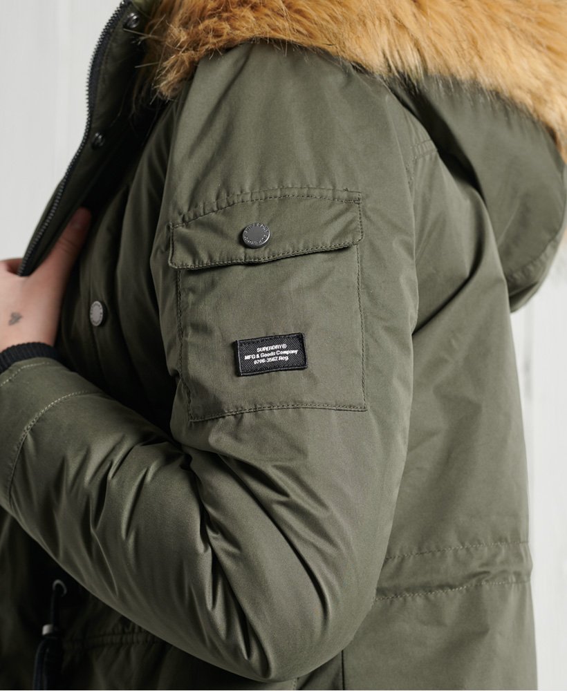 kurtka parka z mikrofibry nadare w kolorze dark moss
