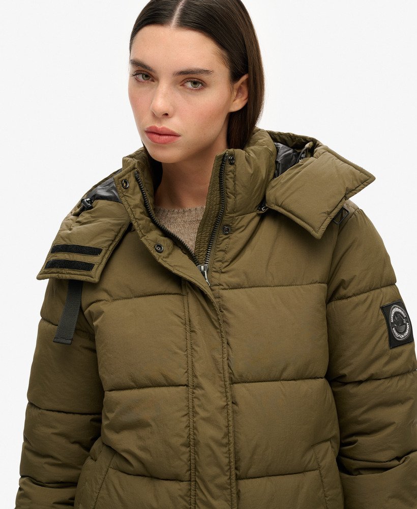 płaszcz expedition cocoon padded w kolorze dark moss