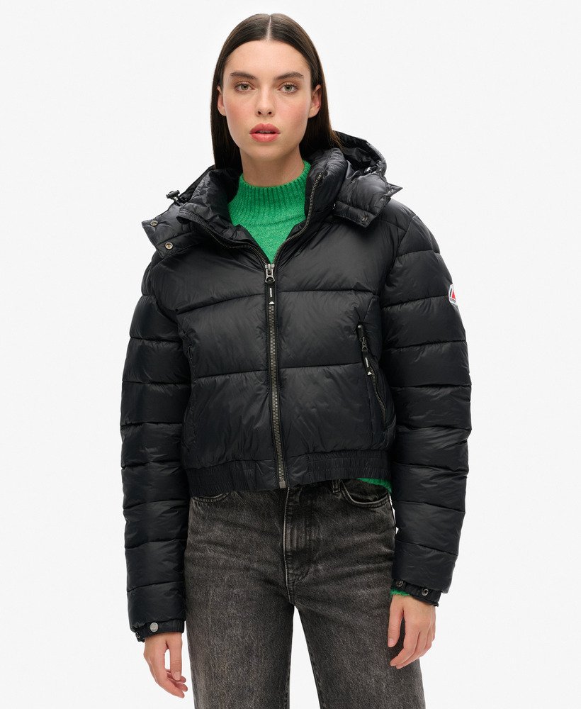 kurtka fuji cropped hooded w kolorze czarnym