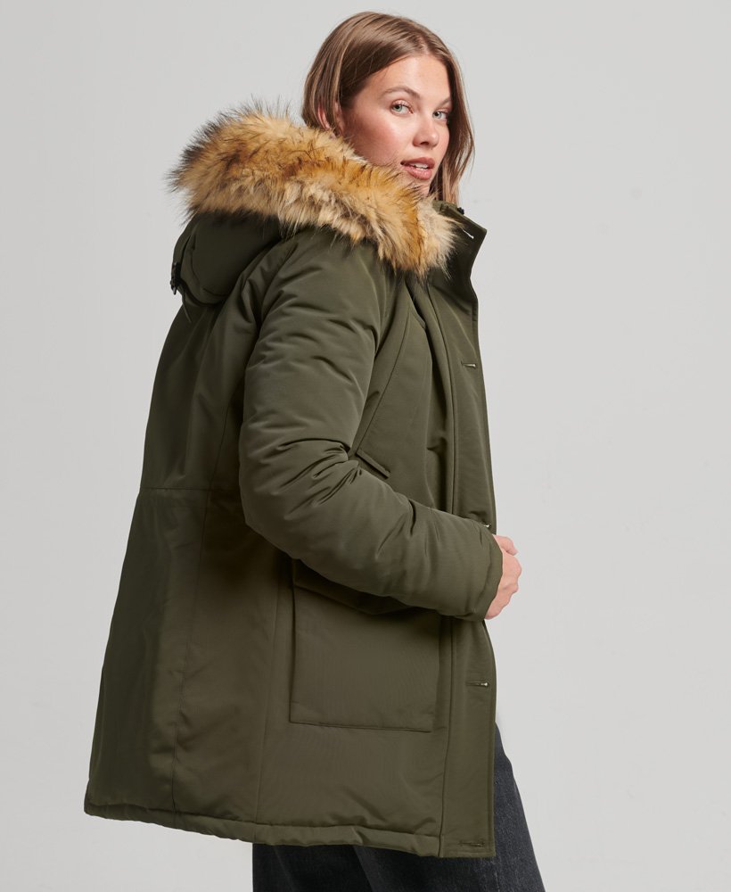 płaszcz typu parka everest w kolorze oliwkowym surplus goods