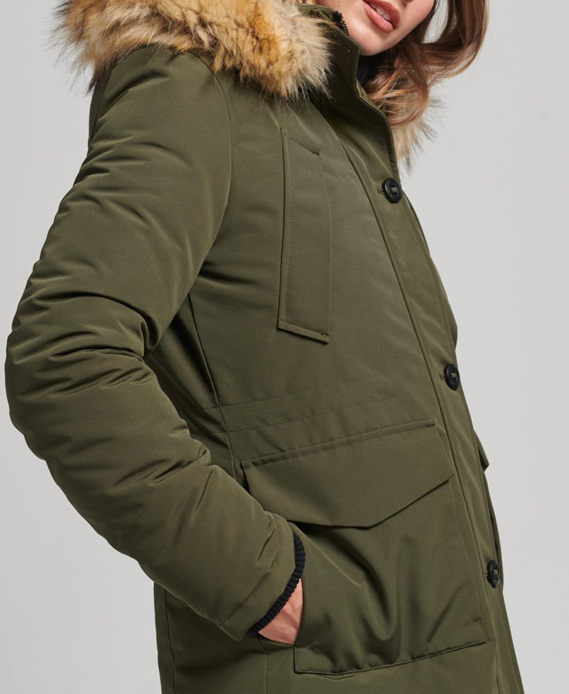 płaszcz typu parka everest w kolorze oliwkowym surplus goods