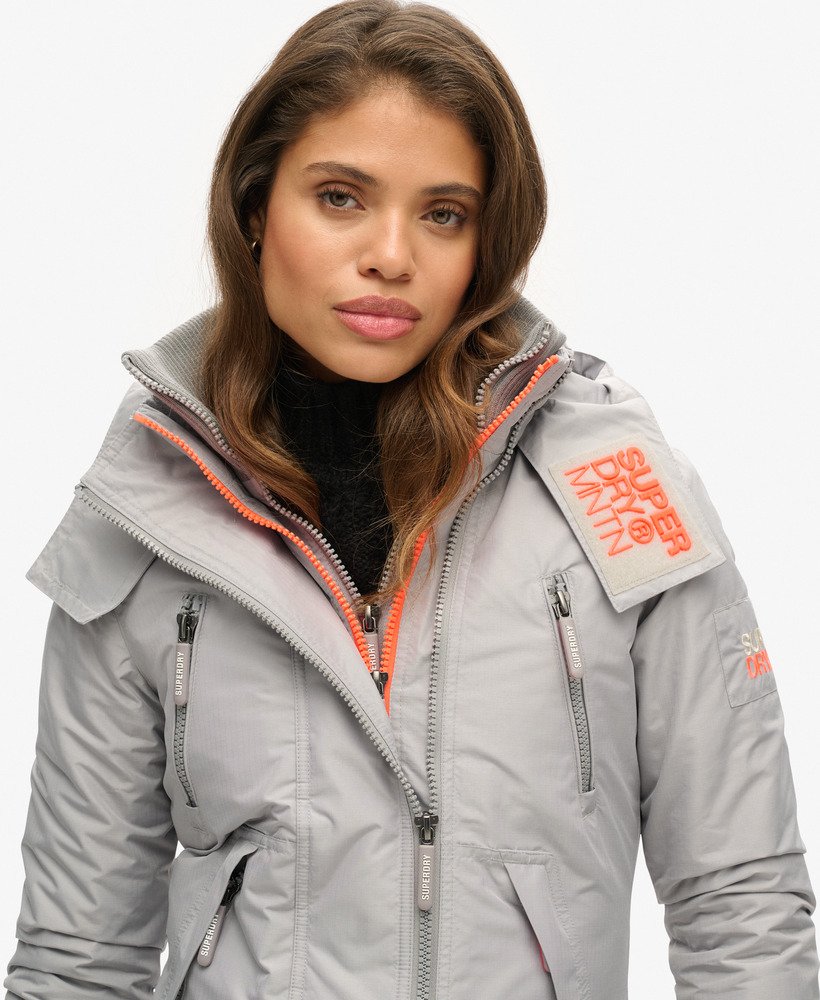 kurtka wiatrówka mountain sd-windcheater w kolorze dove grey