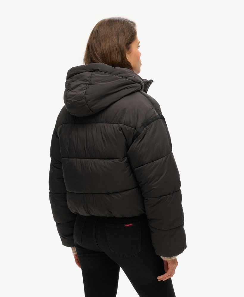 kurtka puchowa cocoon w kolorze czarnym