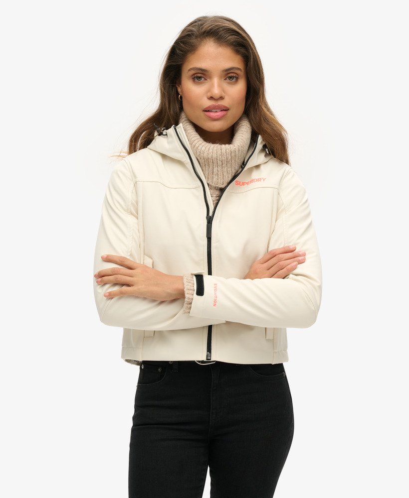 kurtka softshell z kapturem code trekker w kolorze białym ryżowym