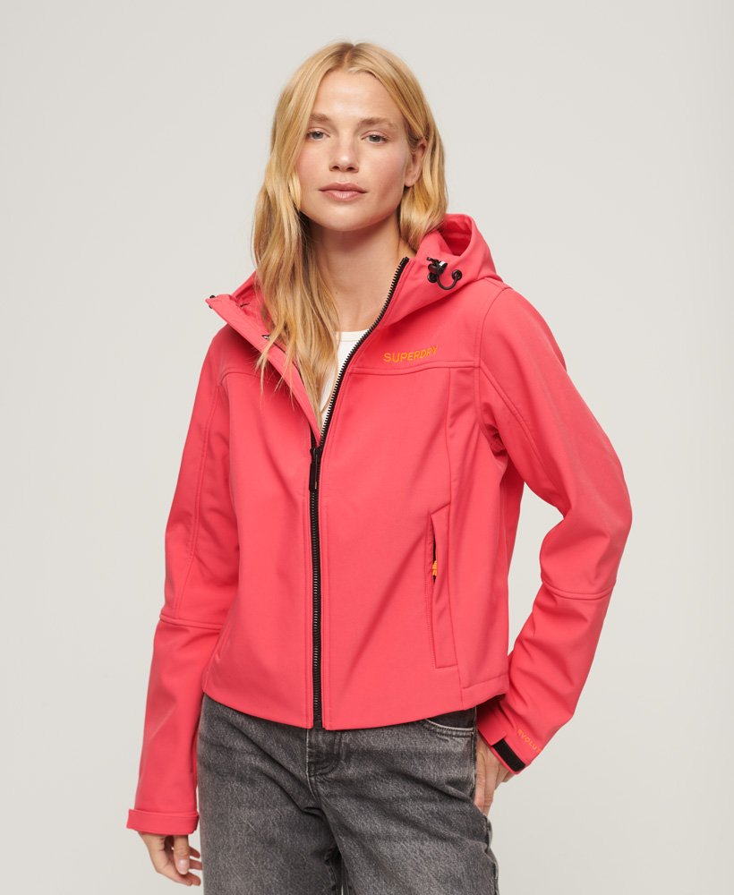 kurtka softshell z kapturem code trekker w kolorze active pink