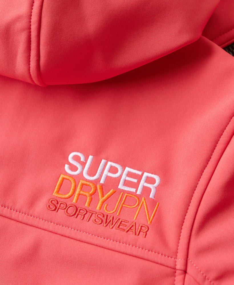 kurtka softshell z kapturem code trekker w kolorze active pink