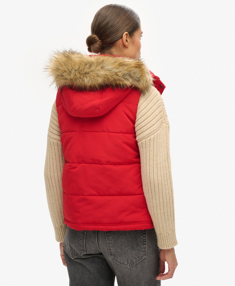 kamizelka puchowa everest faux fur puffer w kolorze varsity red