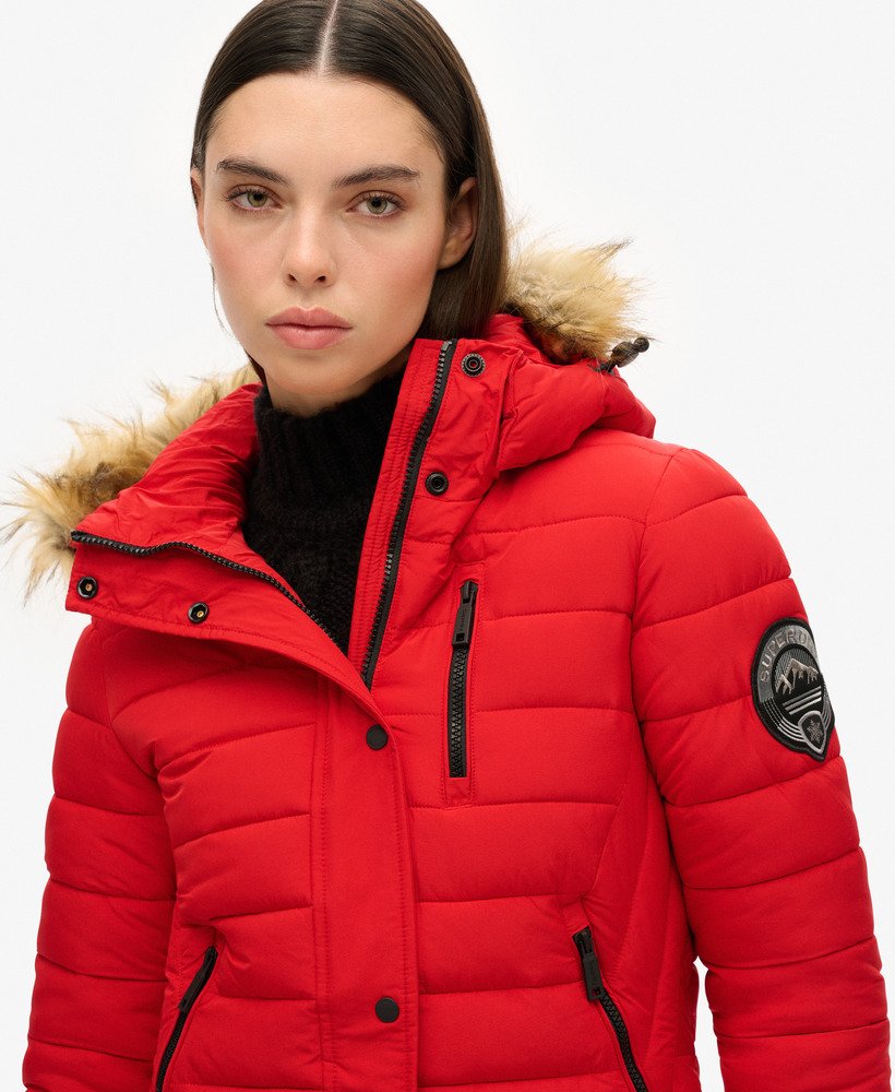 kurtka puchowa fuji z kapturem o średniej długości w kolorze varsity red