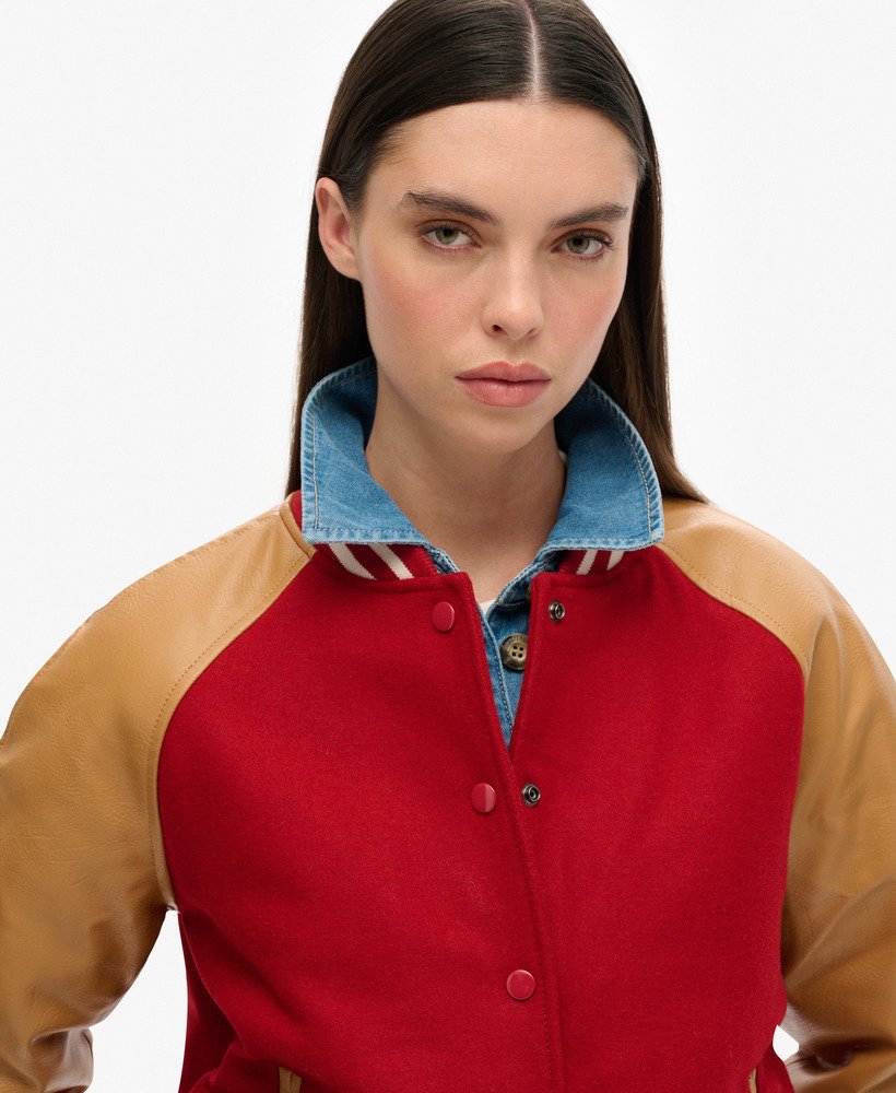 kurtka bomberka college varsity w kolorze expedition red