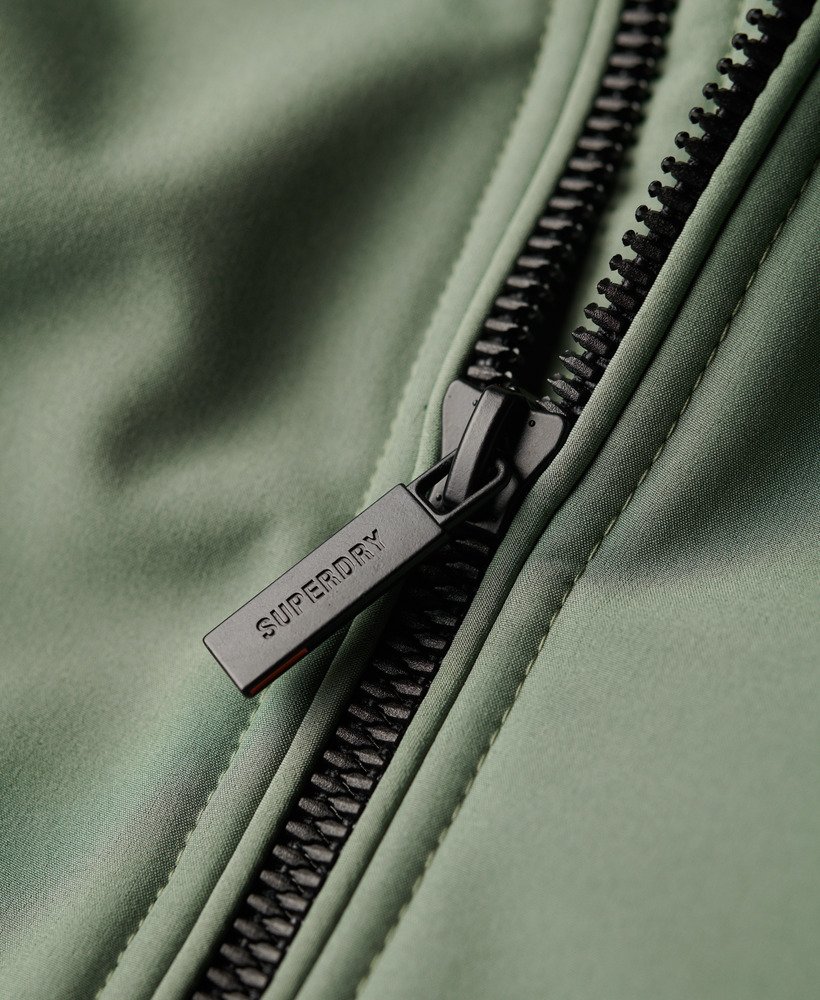 kurtka trekker z kapturem soft shell w kolorze laurel khaki