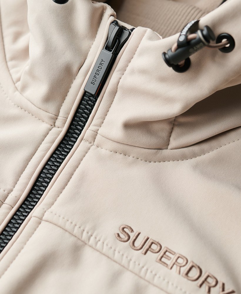 kurtka typu softshell z kapturem w kolorze chateau grey