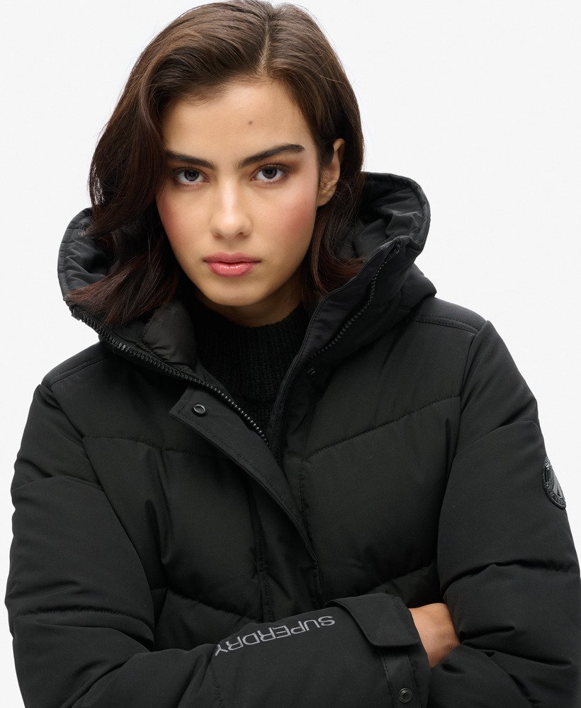 kurtka parka city chevron padded w kolorze czarnym