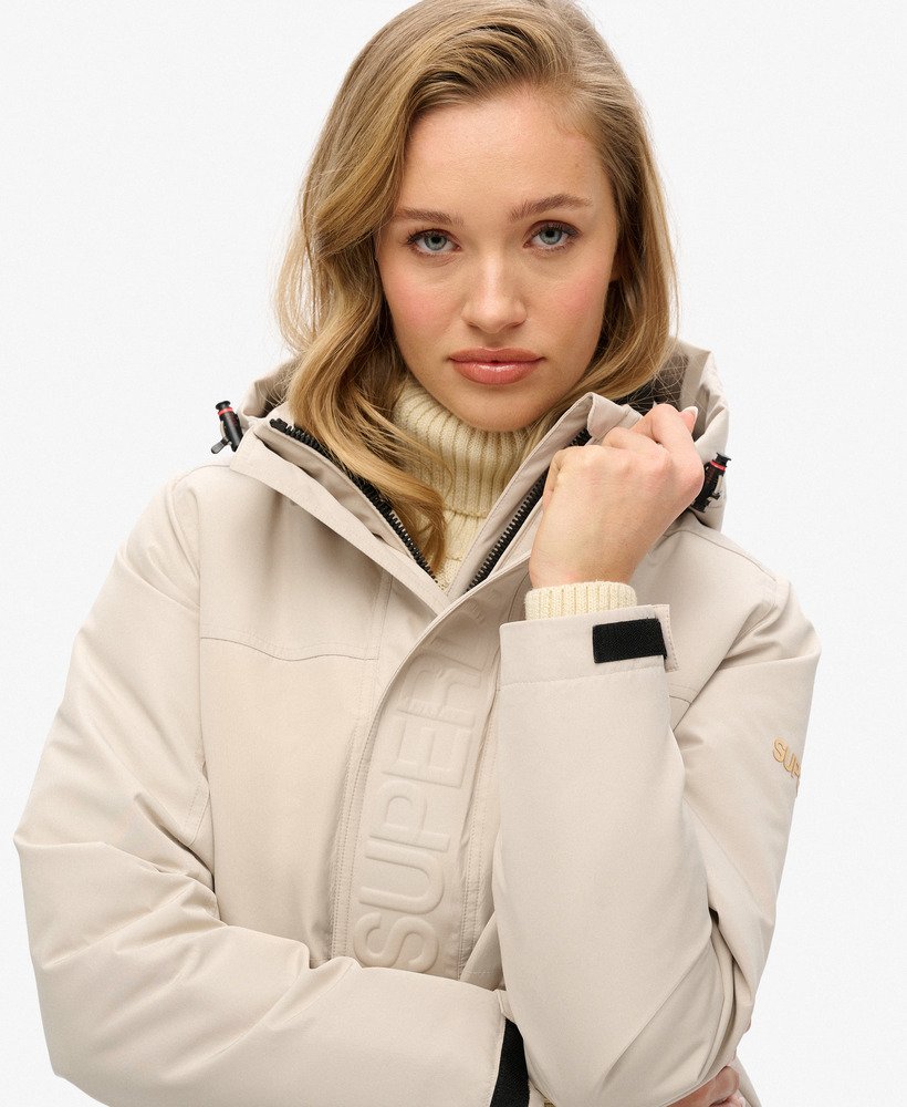 kurtka wiatrówka hood ultimate w kolorze chateau grey