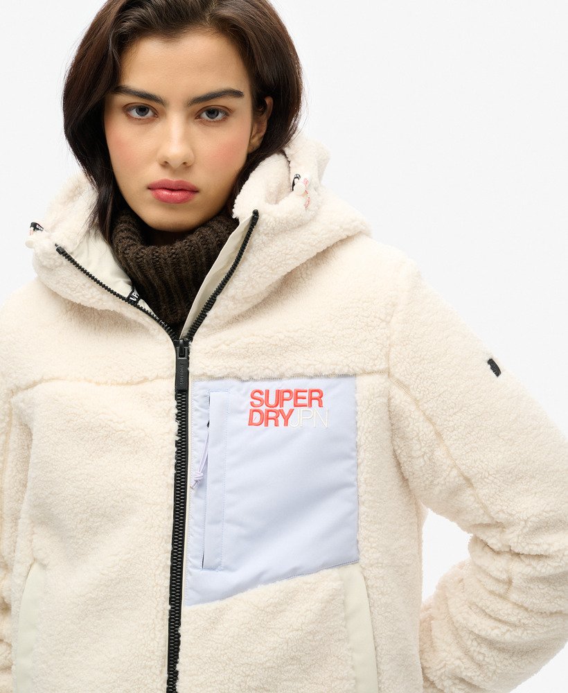 kurtka trekker z kapturem z polaru w kolorze off white