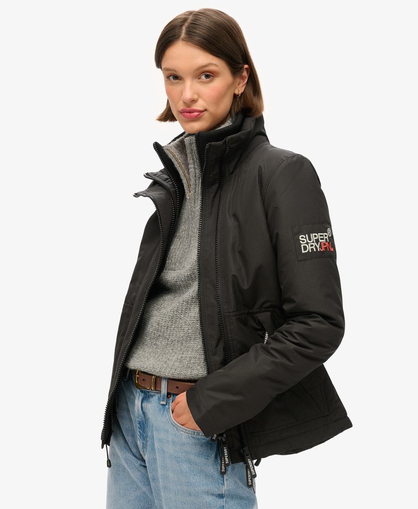 kurtka wiatrówka mountain windbreaker w kolorze czarnym