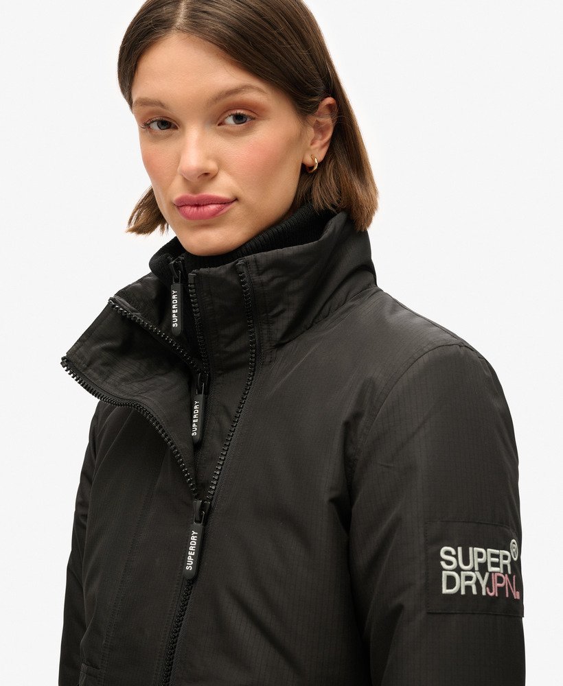 kurtka wiatrówka mountain windbreaker w kolorze czarnym
